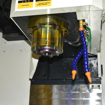 4 eksenli Hassas CNC Dikey Freze Makinesi Merkezi Vmc855 8000r / dak