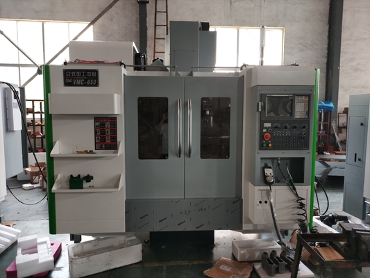 VMC650 CNC Dik İşleme Merkezi 3 / 4 / 5 Eksen CNC Freze Tezgahları