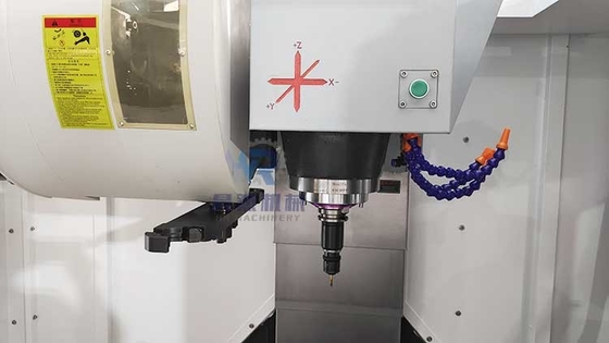Çelik CNC Dik İşleme Merkezi VMC850 Metal CNC Freze Tezgahı