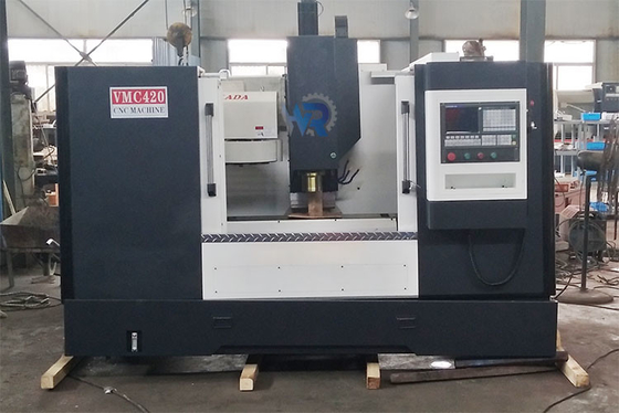 Özel VMC420 CNC Dikey İşleme Merkezi freze makinesi 380V 50HZ
