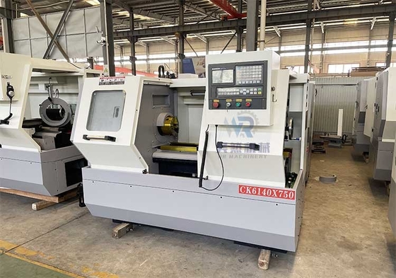 CK6140 Ağır Görevli CNC Dönüştürme Dönüştürme CE Küçük Benchtop Yatay CNC Dönüştürme Makinesi