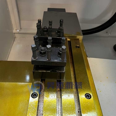 CK0640 CNC Döner Kesme Makinesi Otomatik Düz Yatak Yatay Döner