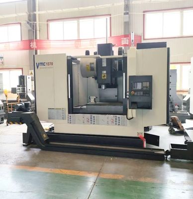 OEM 4 eksenli CNC Dik İşleme Merkezi Üreticileri Vmc1370